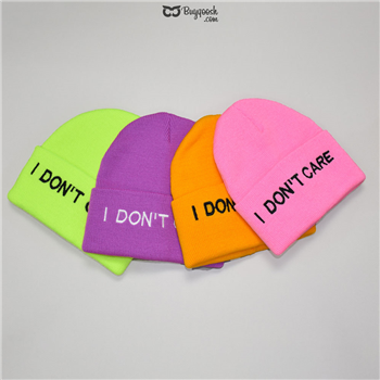 کلاه بافت زمستانی I DONT CARE